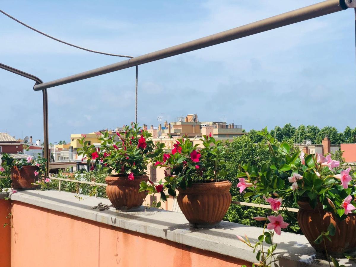 Penthouse Sea View Apartment Lido di Ostia Exterior photo