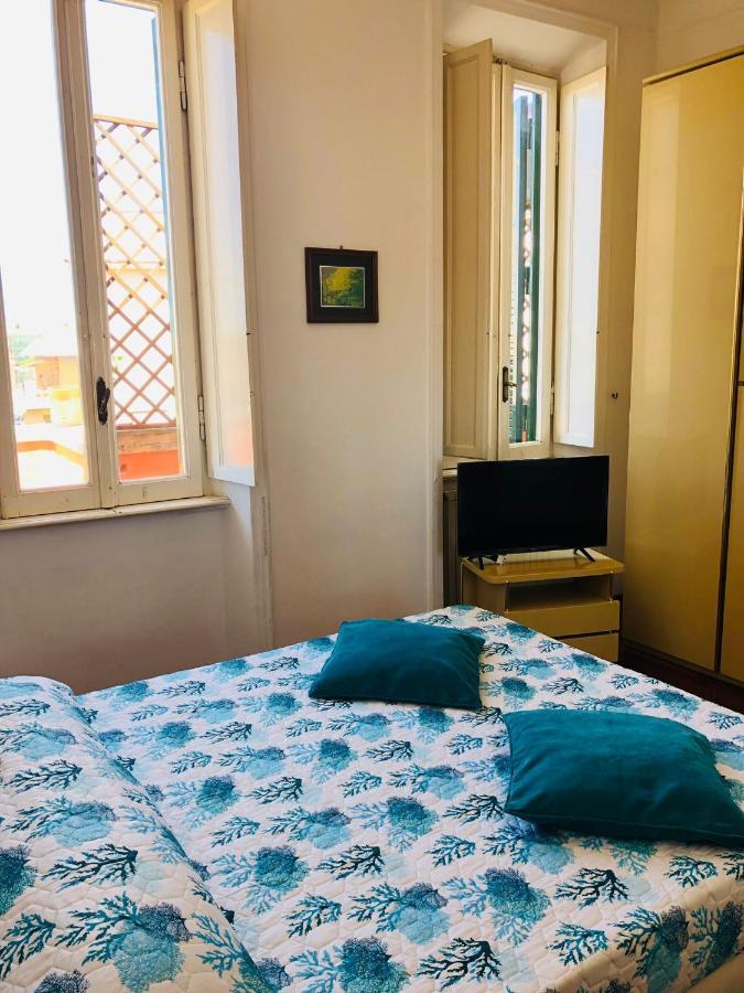 Penthouse Sea View Apartment Lido di Ostia Exterior photo